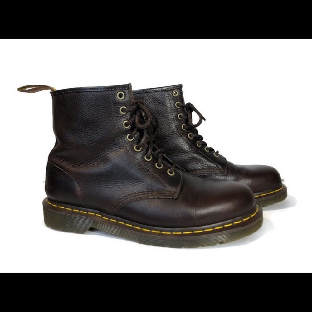 Dr. Martens 1460 8-Eye Boot